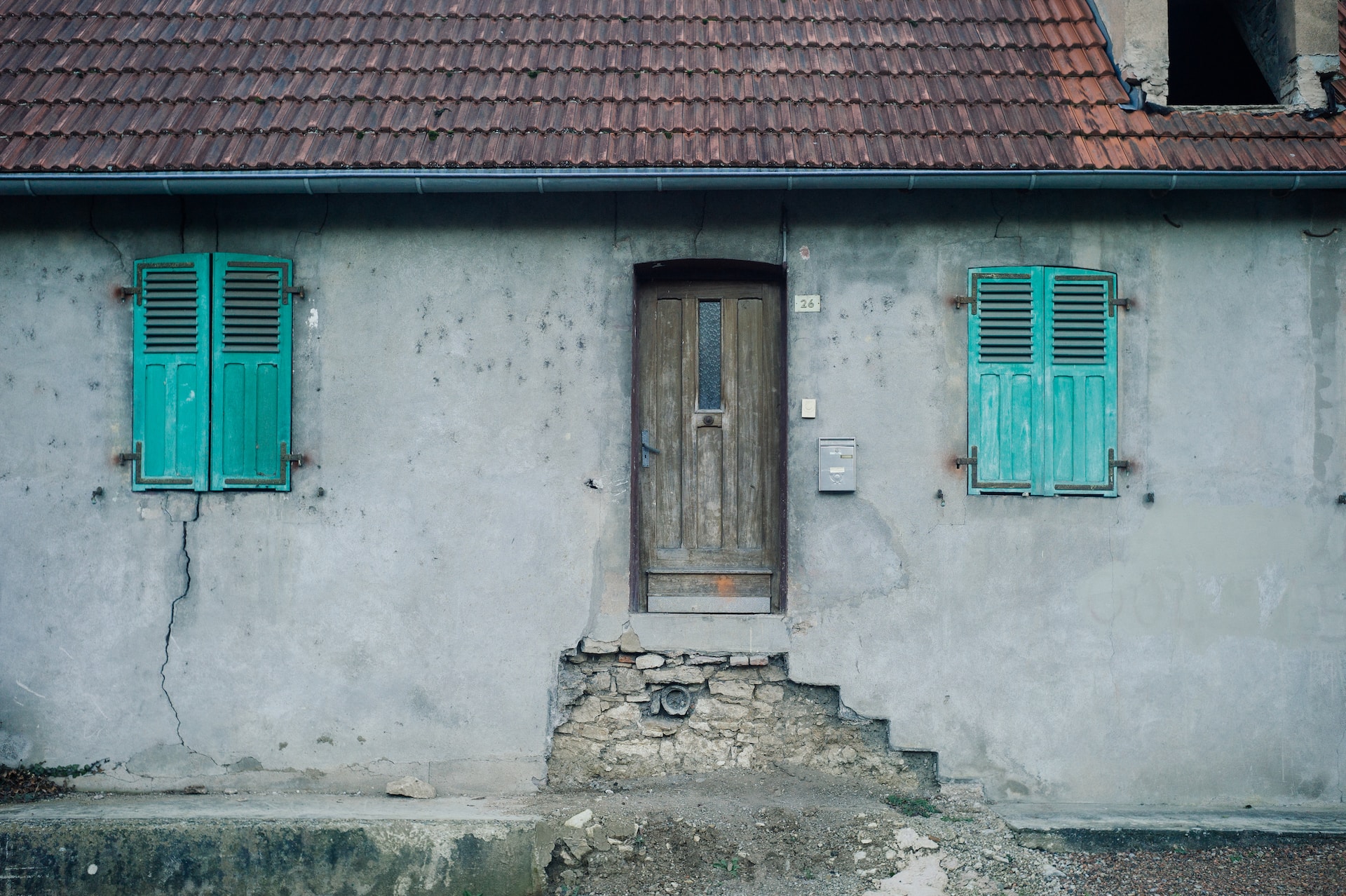 Is it Worth Rewiring an Old House?