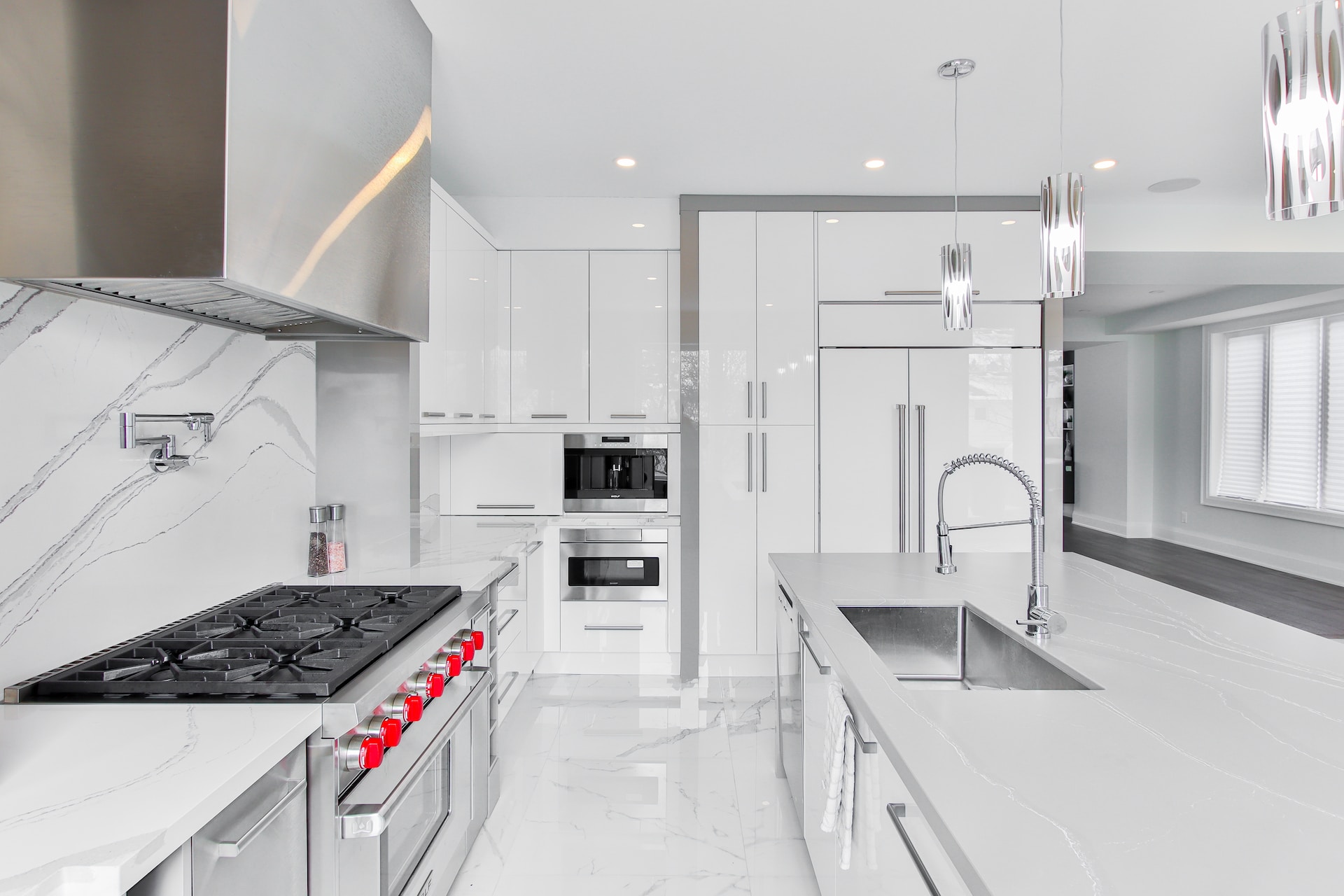 What are the Pros and Cons of Recessed Lighting?